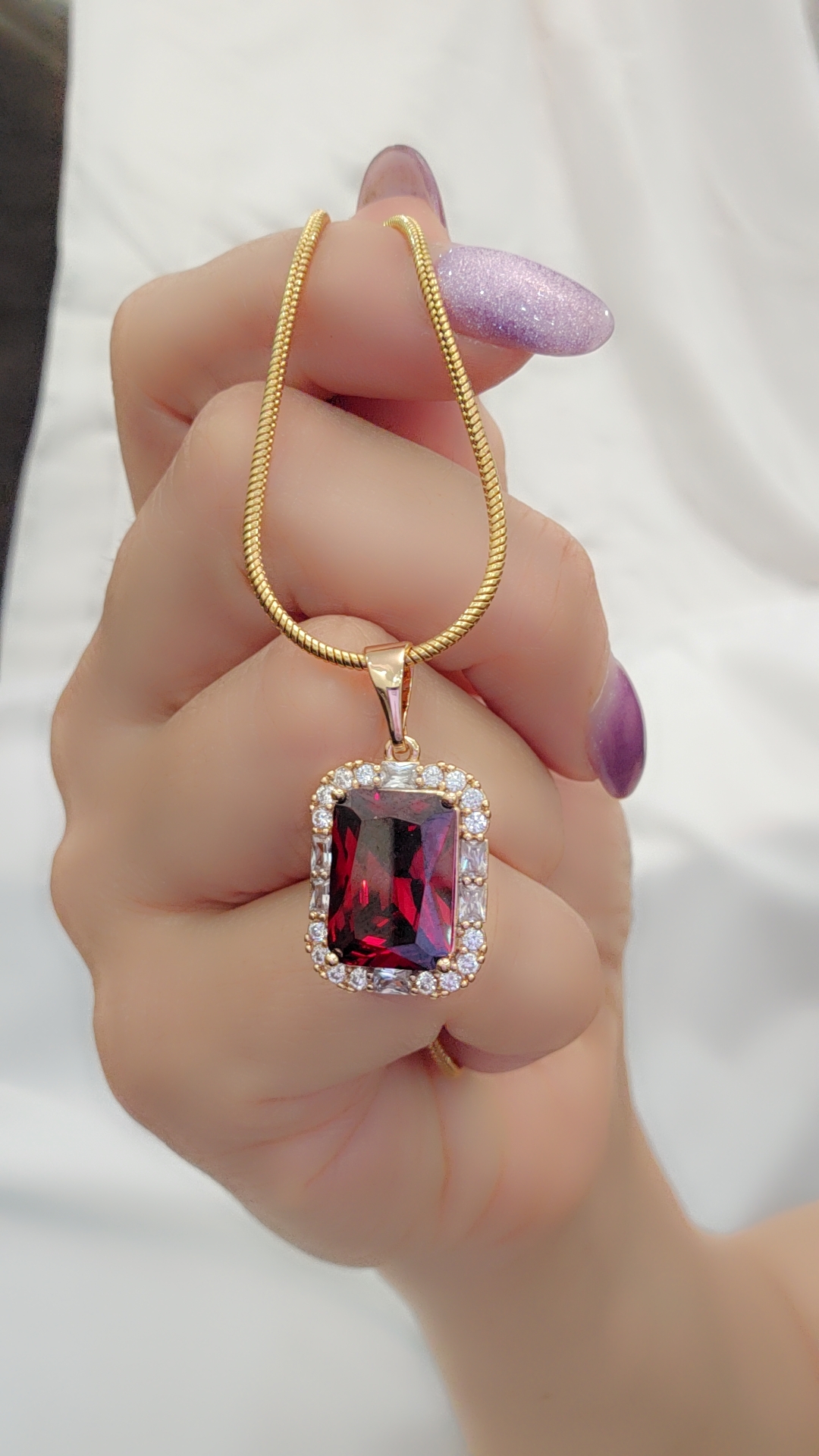 پلاک نگین جواهری قرمز ژوپینگ طرح طلا